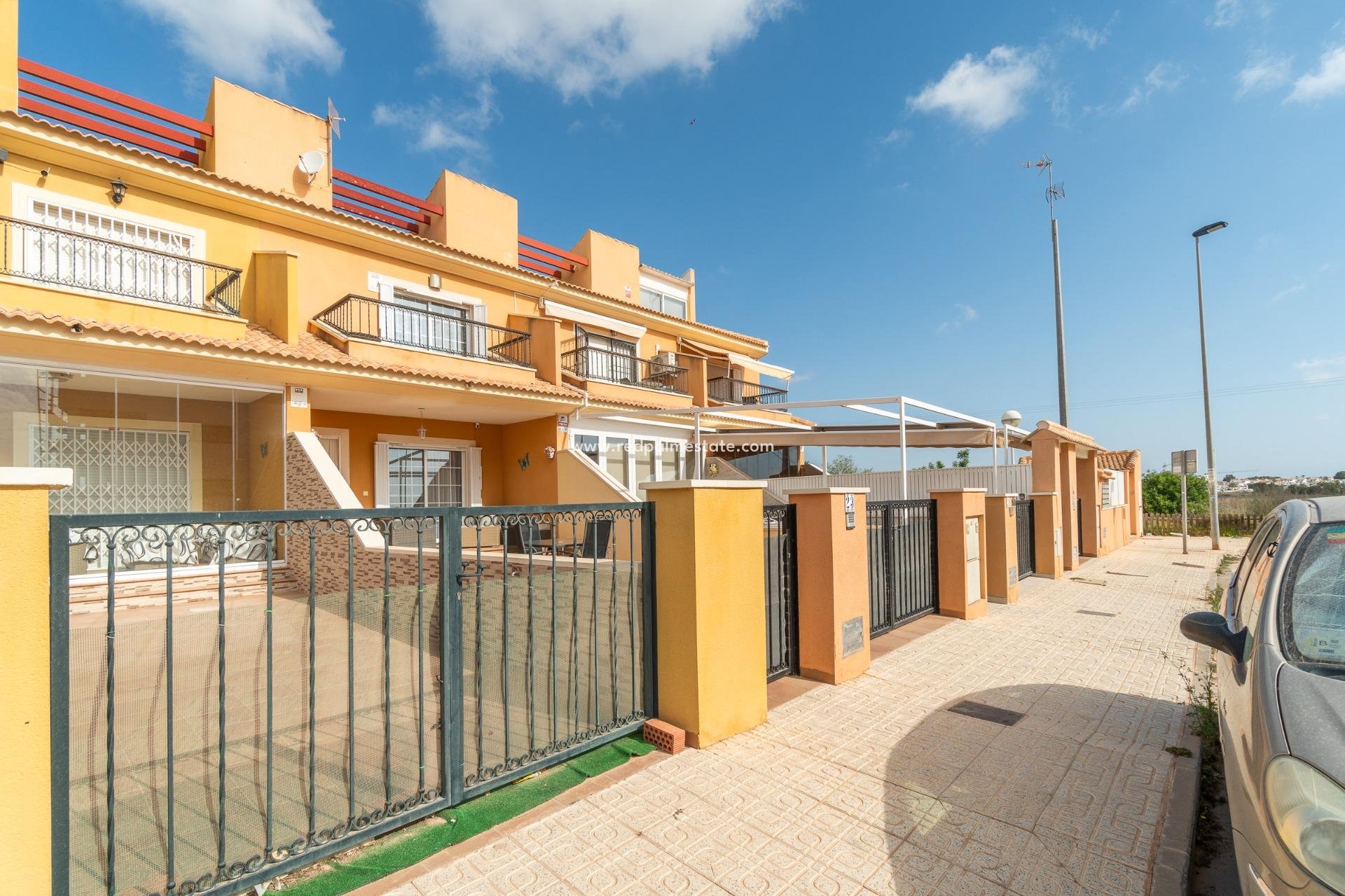 Herverkoop - Bungalow -
Orihuela Costa - Los Dolses