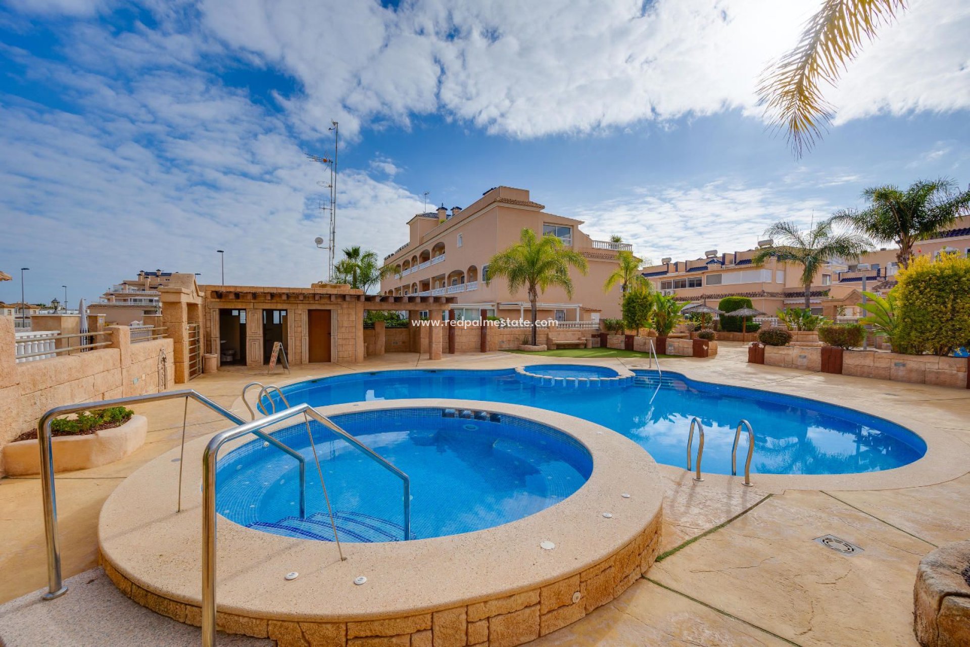 Herverkoop - Bungalow -
Orihuela Costa - Los dolses