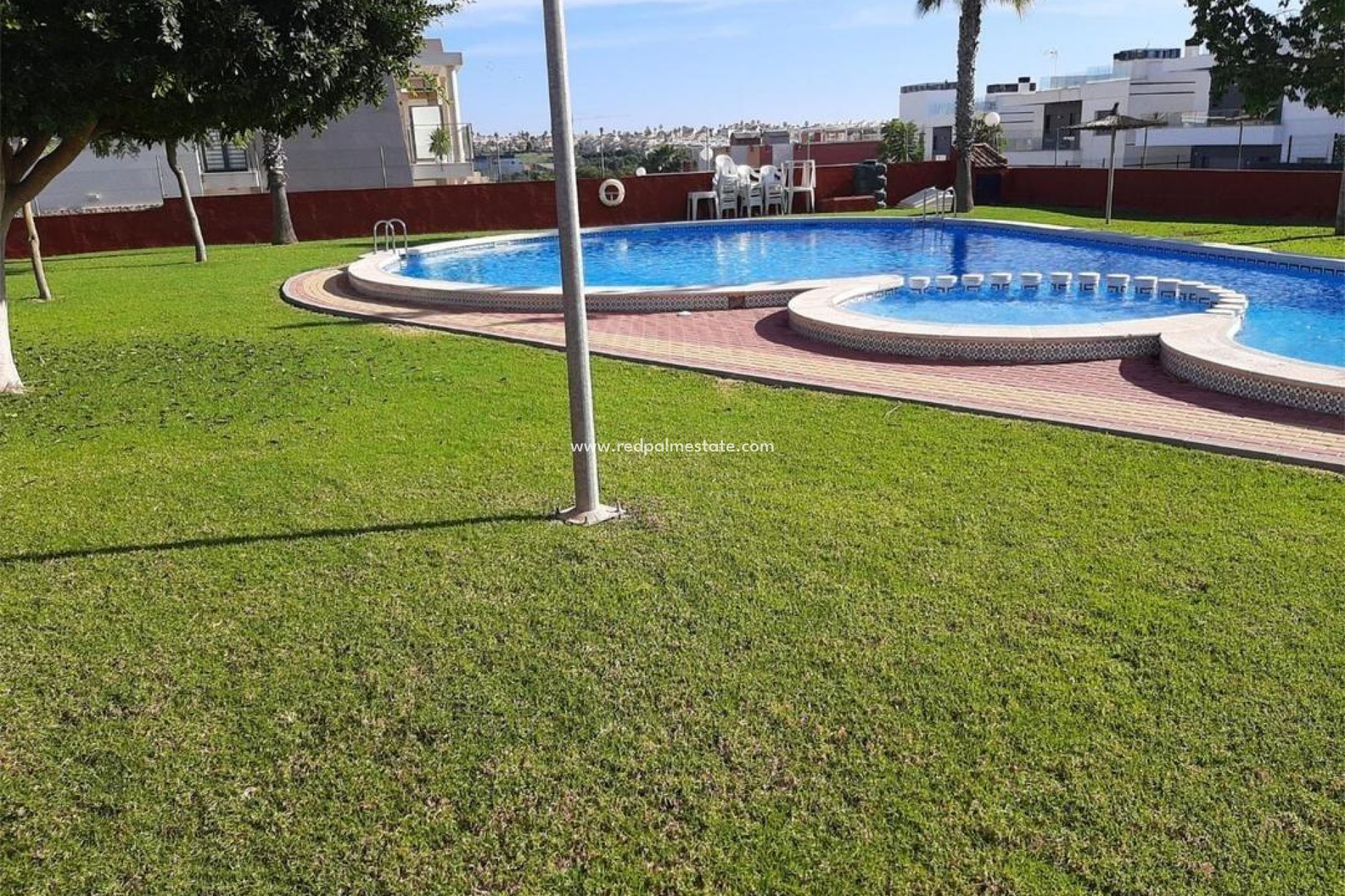 Herverkoop - Bungalow -
Orihuela Costa - PAU 26