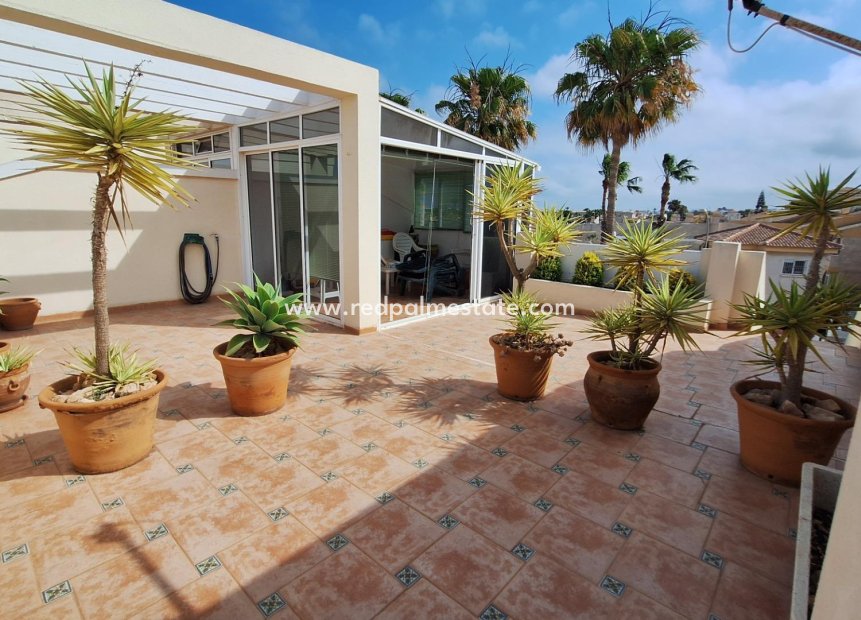 Herverkoop - Bungalow -
Orihuela Costa - Playa Flamenca Norte