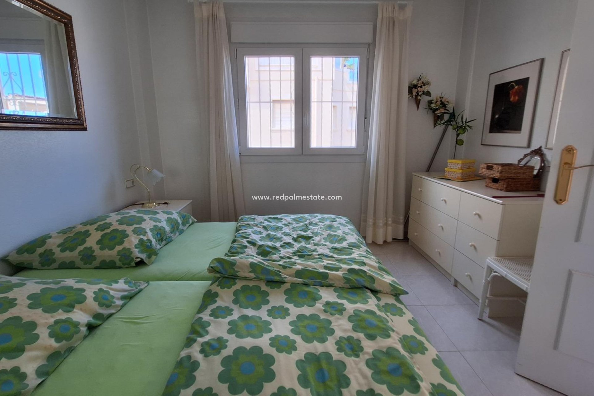 Herverkoop - Bungalow -
Orihuela Costa - Playa Flamenca Norte