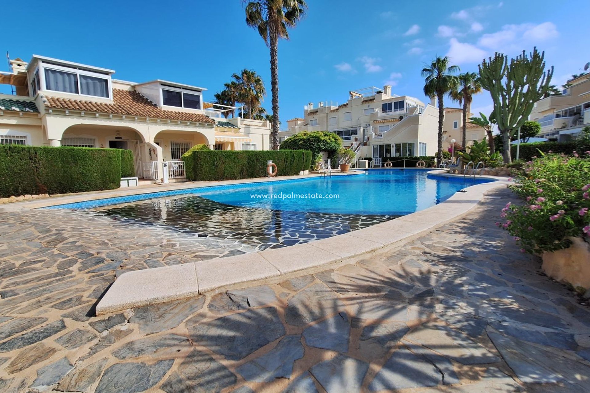 Herverkoop - Bungalow -
Orihuela Costa - Playa Flamenca Norte