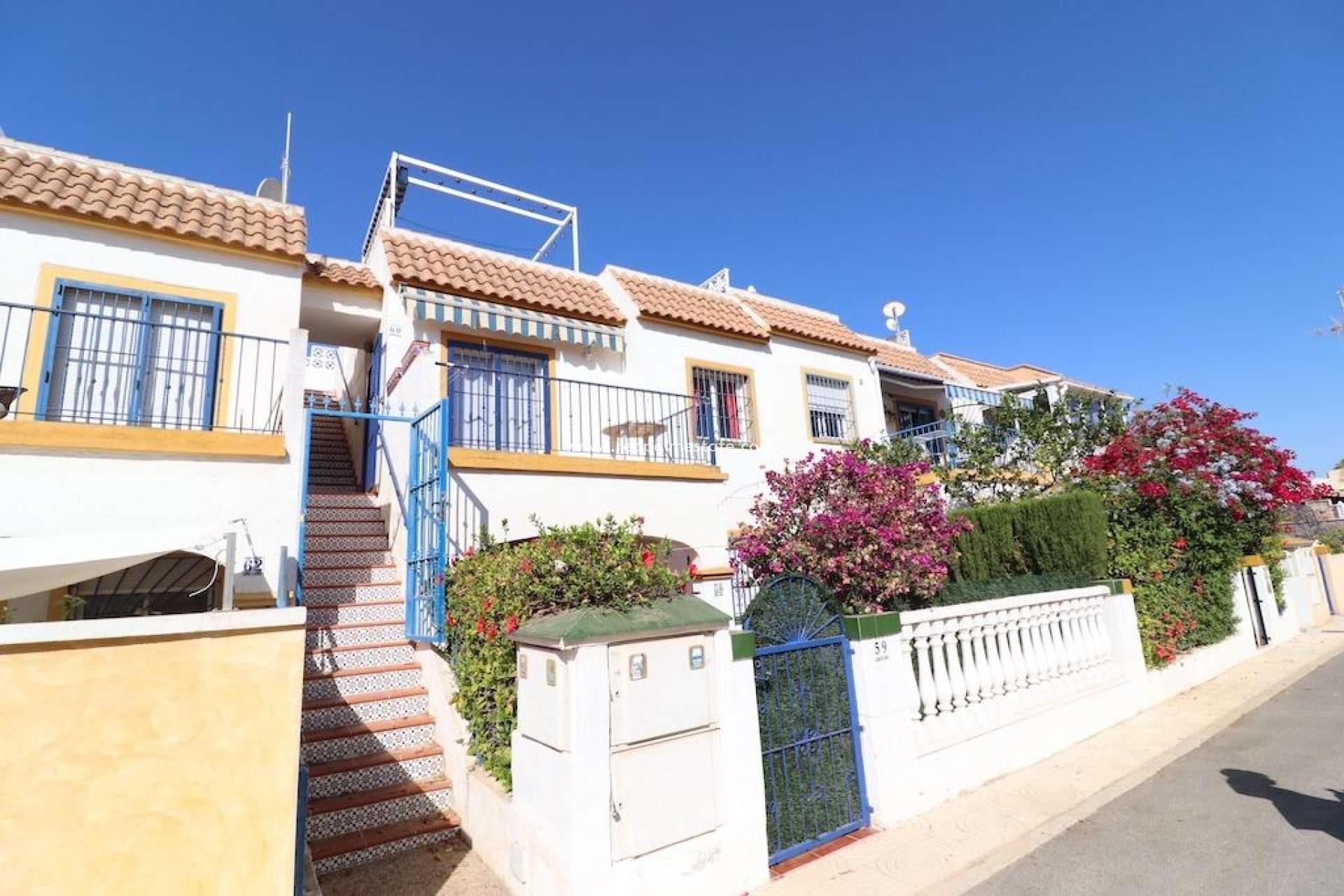 Herverkoop - Bungalow -
Orihuela Costa - Playa Flamenca