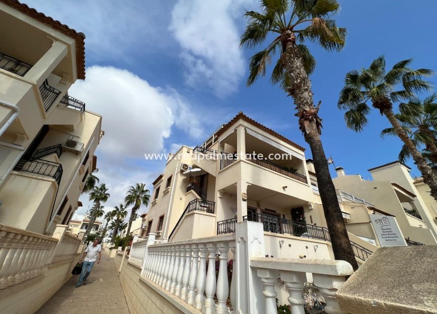 Herverkoop - Bungalow -
Orihuela Costa - Playa Flamenca