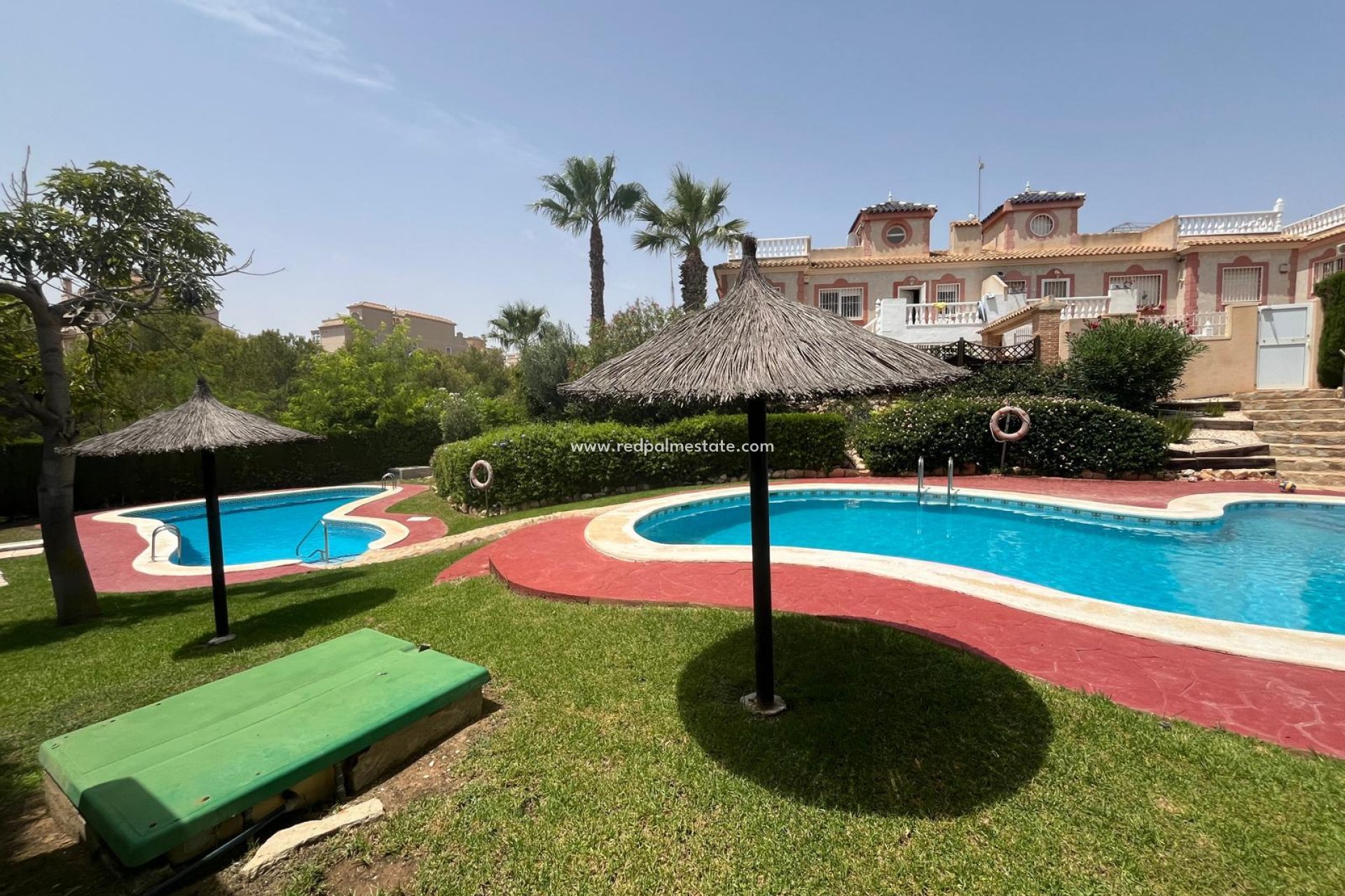 Herverkoop - Bungalow -
Orihuela Costa - Punta Prima