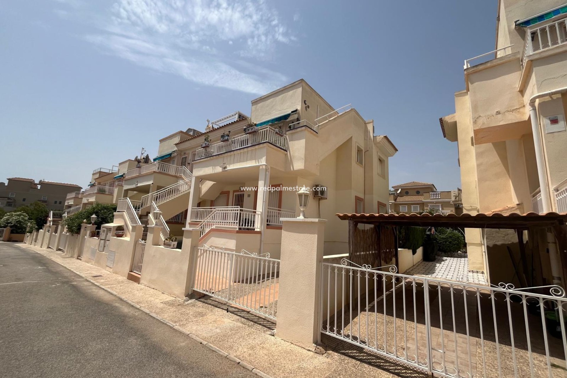 Herverkoop - Bungalow -
Orihuela Costa - Punta Prima