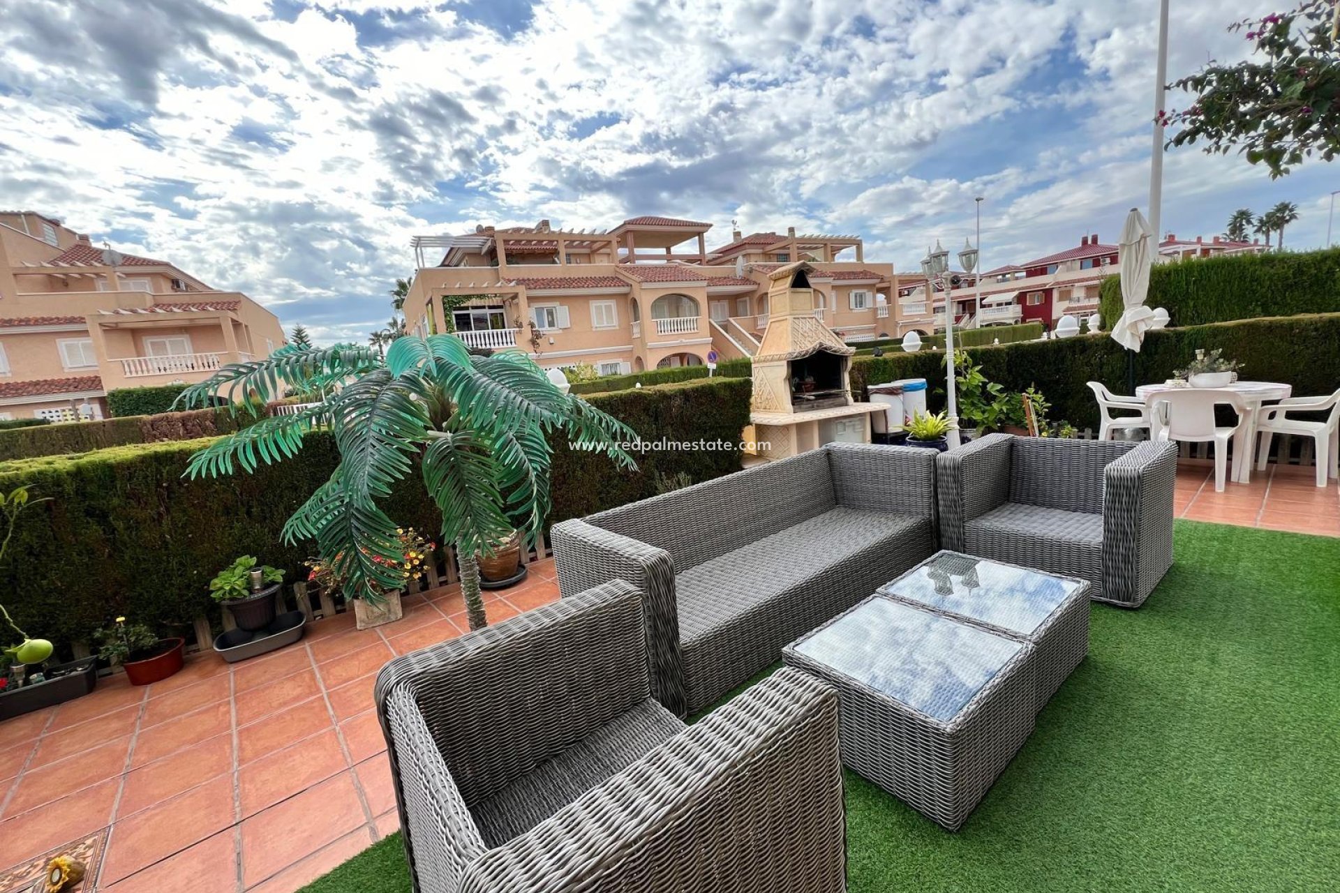 Herverkoop - Bungalow -
Orihuela Costa - Punta Prima