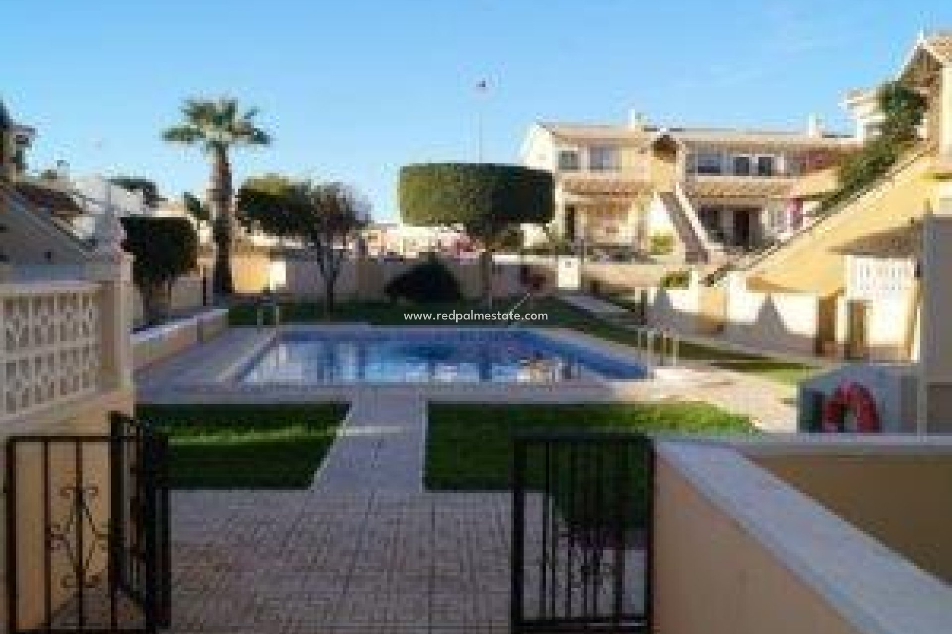 Herverkoop - Bungalow -
Orihuela Costa - Villamartin