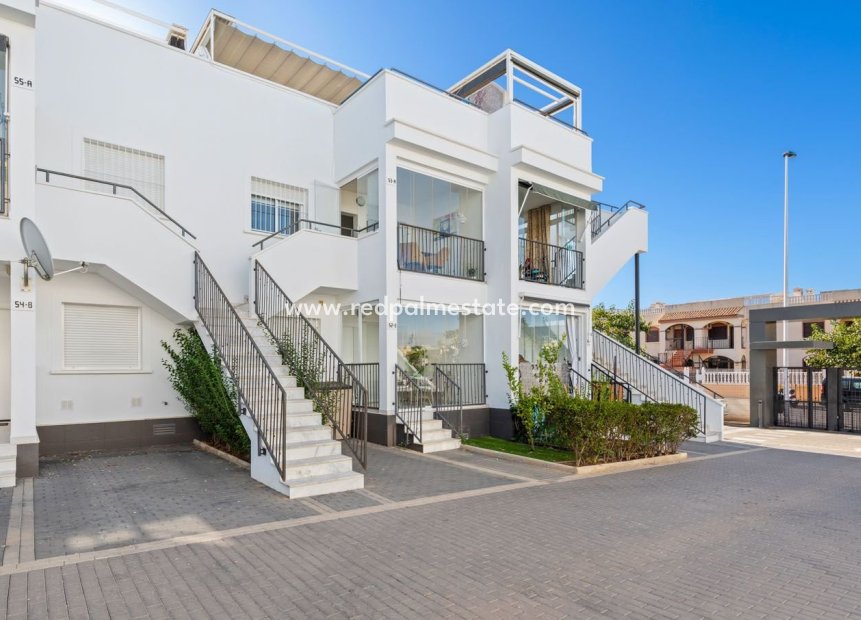 Herverkoop - Bungalow -
Torrevieja - Aguas Nueva