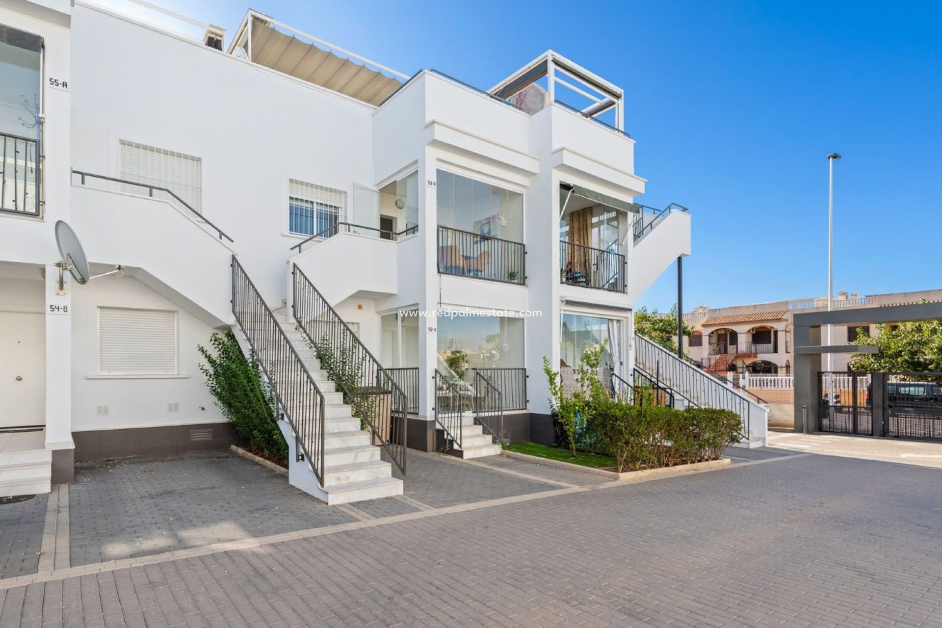 Herverkoop - Bungalow -
Torrevieja - Aguas Nueva