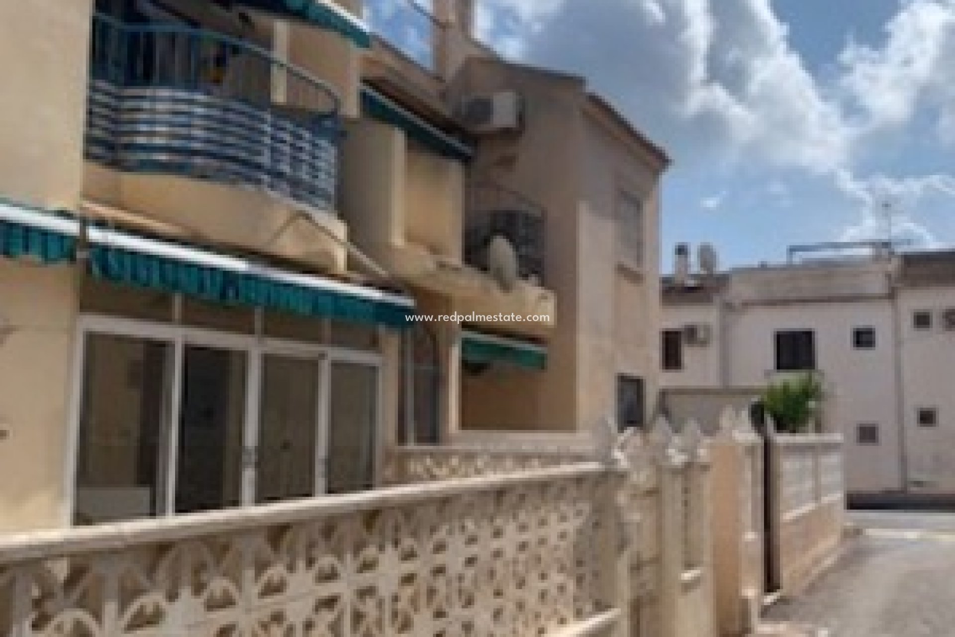 Herverkoop - Bungalow -
Torrevieja - Costa Blanca