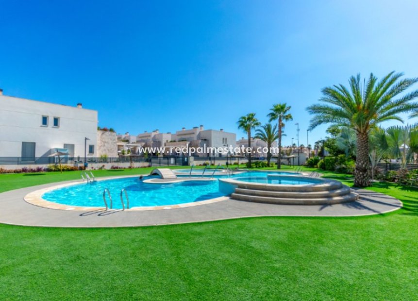 Herverkoop - Bungalow -
Torrevieja - Costa Blanca