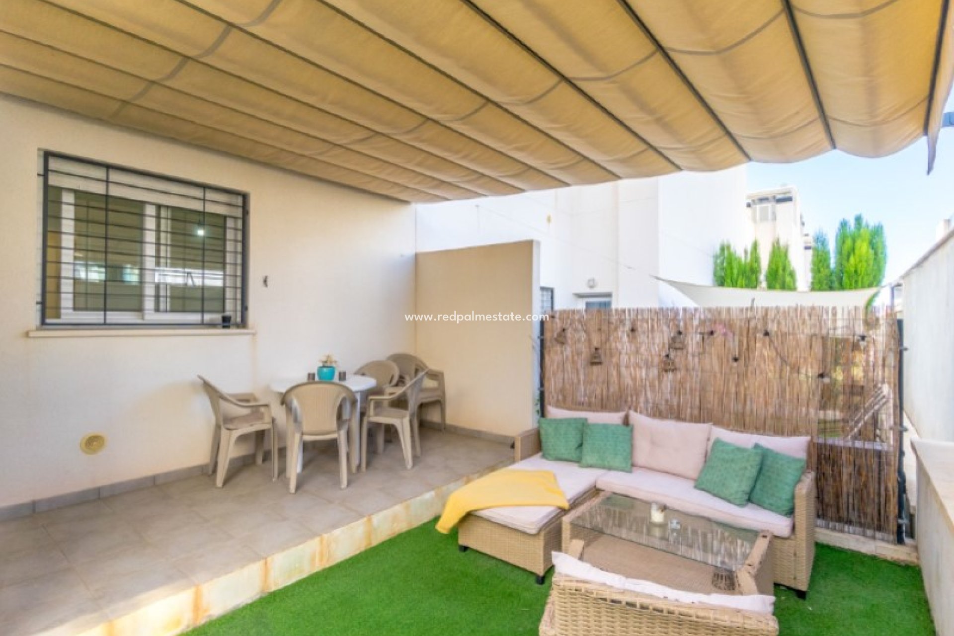 Herverkoop - Bungalow -
Torrevieja - Costa Blanca