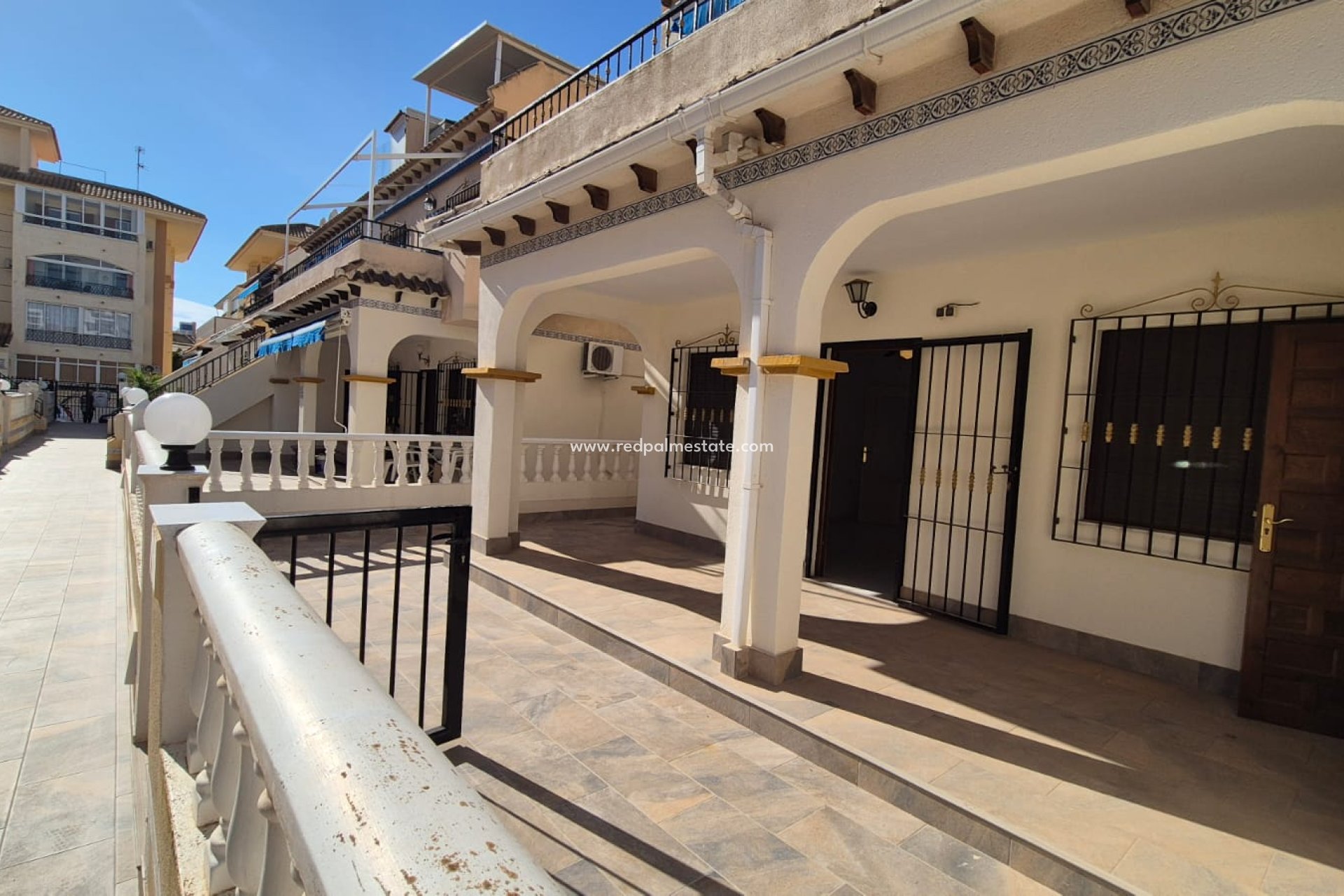 Herverkoop - Bungalow -
Torrevieja - Costa Blanca