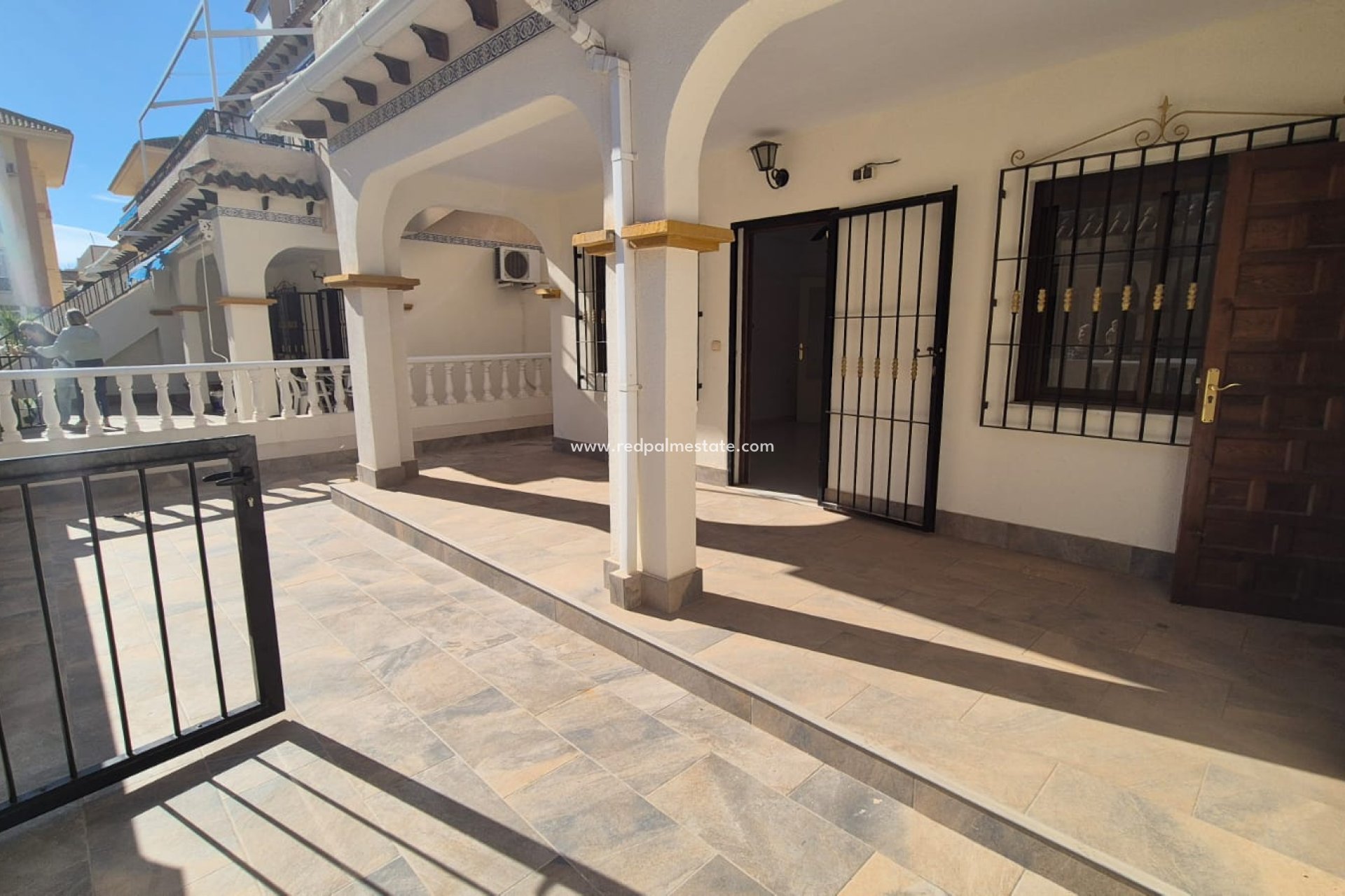 Herverkoop - Bungalow -
Torrevieja - Costa Blanca