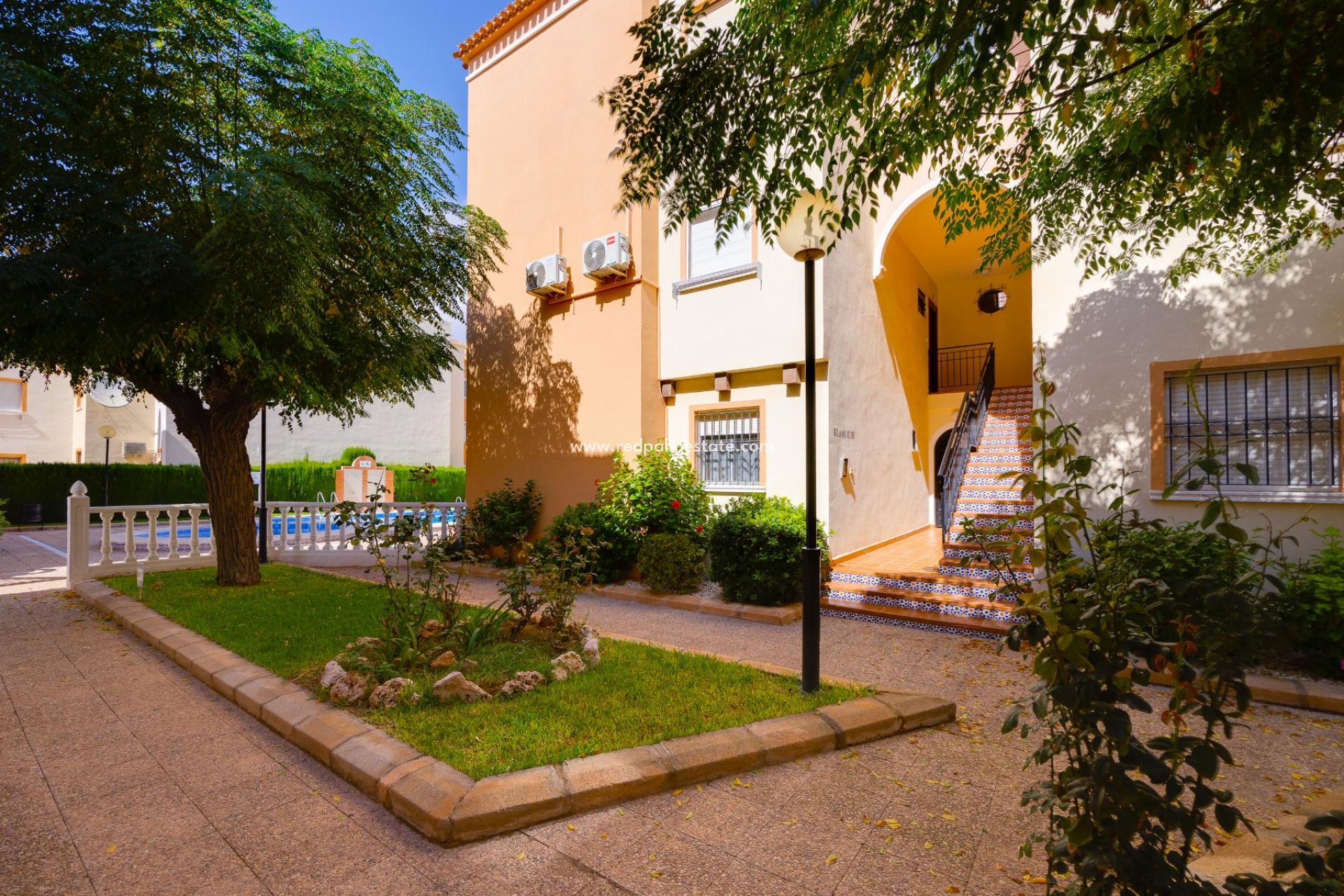 Herverkoop - Bungalow -
Torrevieja - El Acequión - Los Náufragos