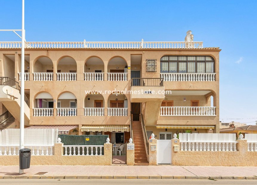 Herverkoop - Bungalow -
Torrevieja - La Mata