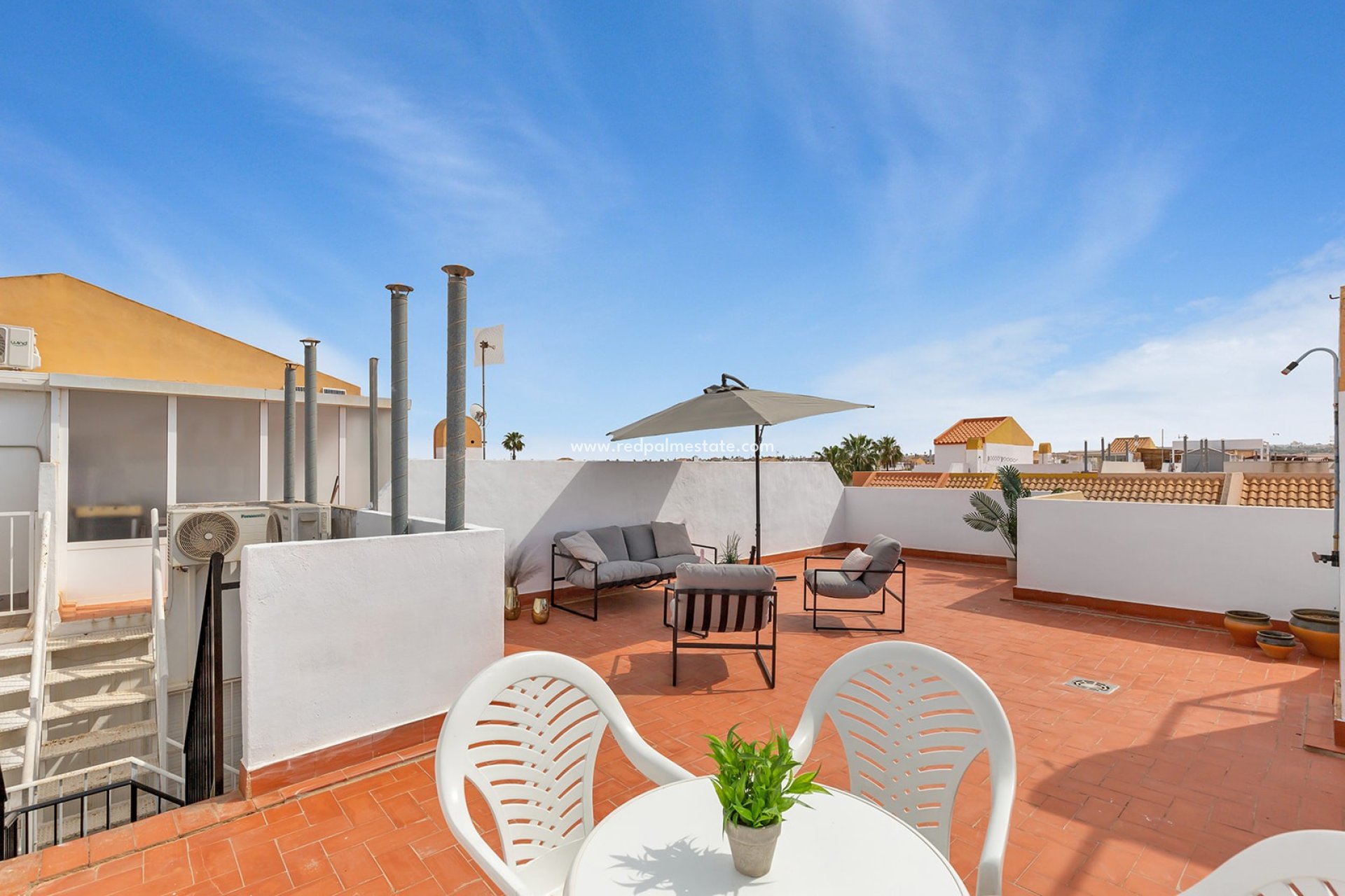 Herverkoop - Bungalow -
Torrevieja - La Siesta - El Salado -  Torreta