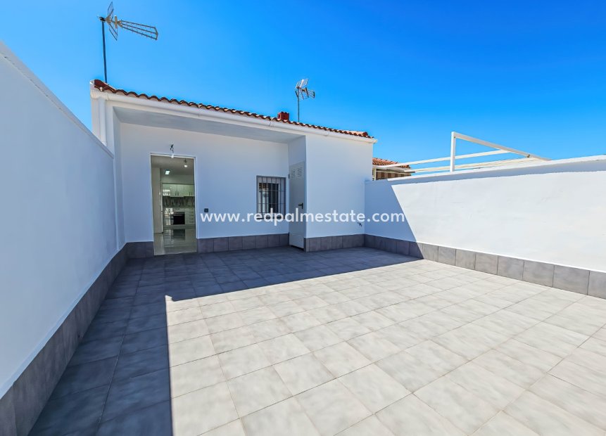 Herverkoop - Bungalow -
Torrevieja - La Siesta - El Salado -  Torreta