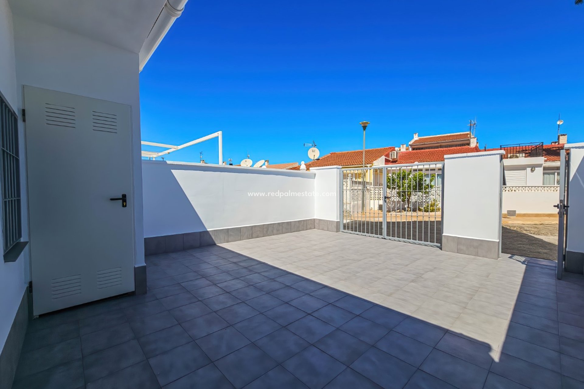 Herverkoop - Bungalow -
Torrevieja - La Siesta - El Salado -  Torreta