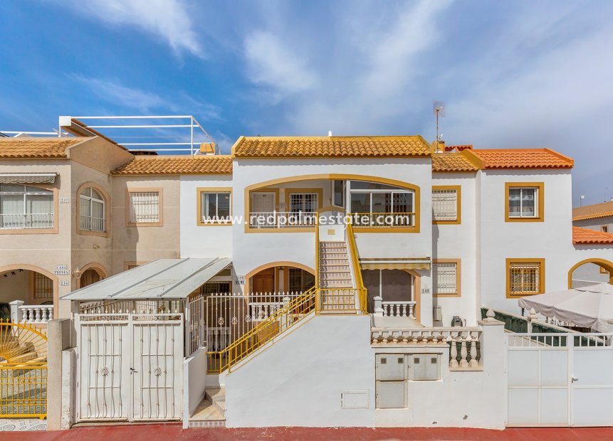 Herverkoop - Bungalow -
Torrevieja - La Siesta - El Salado -  Torreta