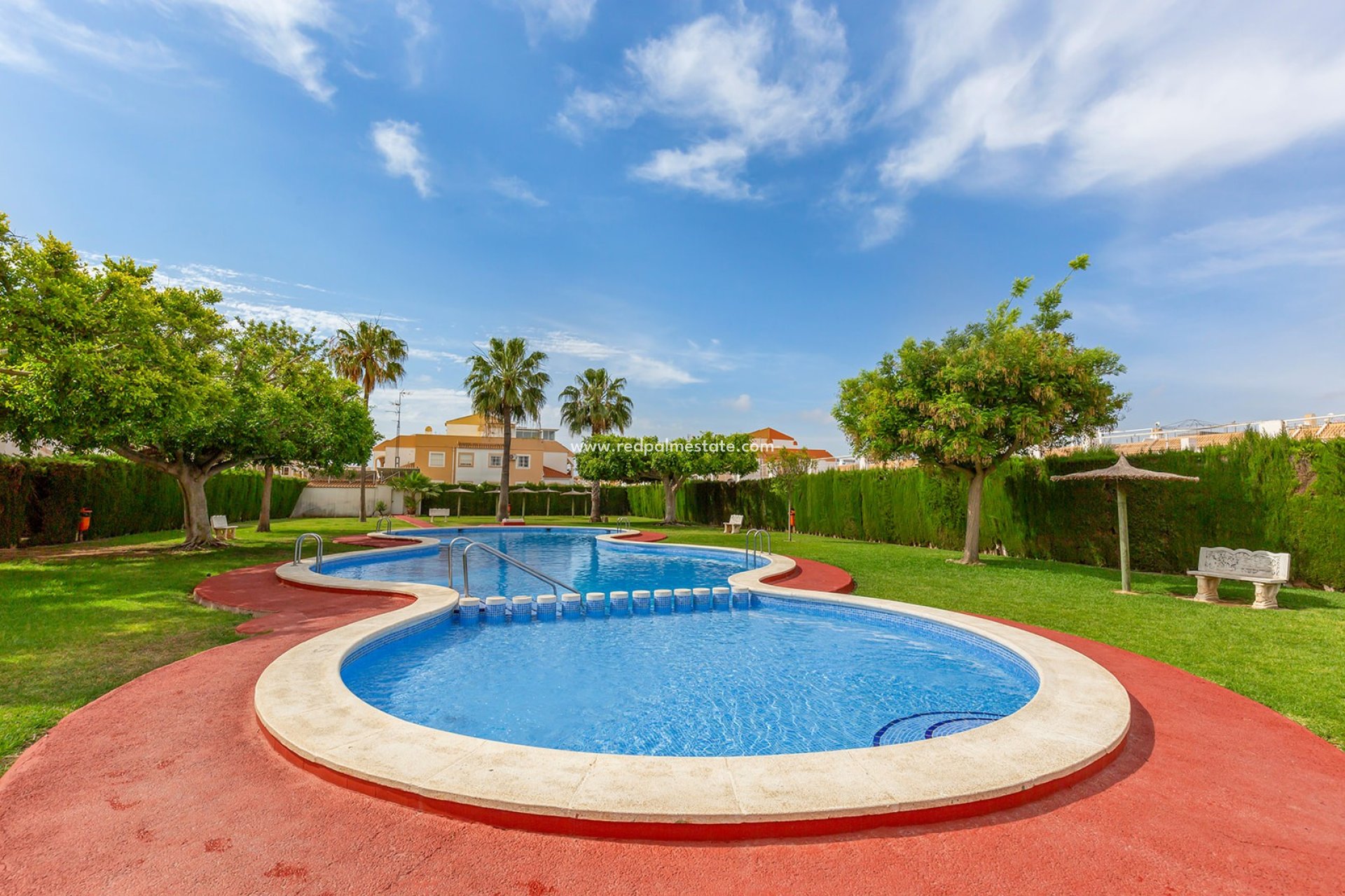 Herverkoop - Bungalow -
Torrevieja - La Siesta - El Salado -  Torreta