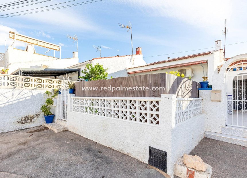 Herverkoop - Bungalow -
Torrevieja - La Siesta - El Salado -  Torreta