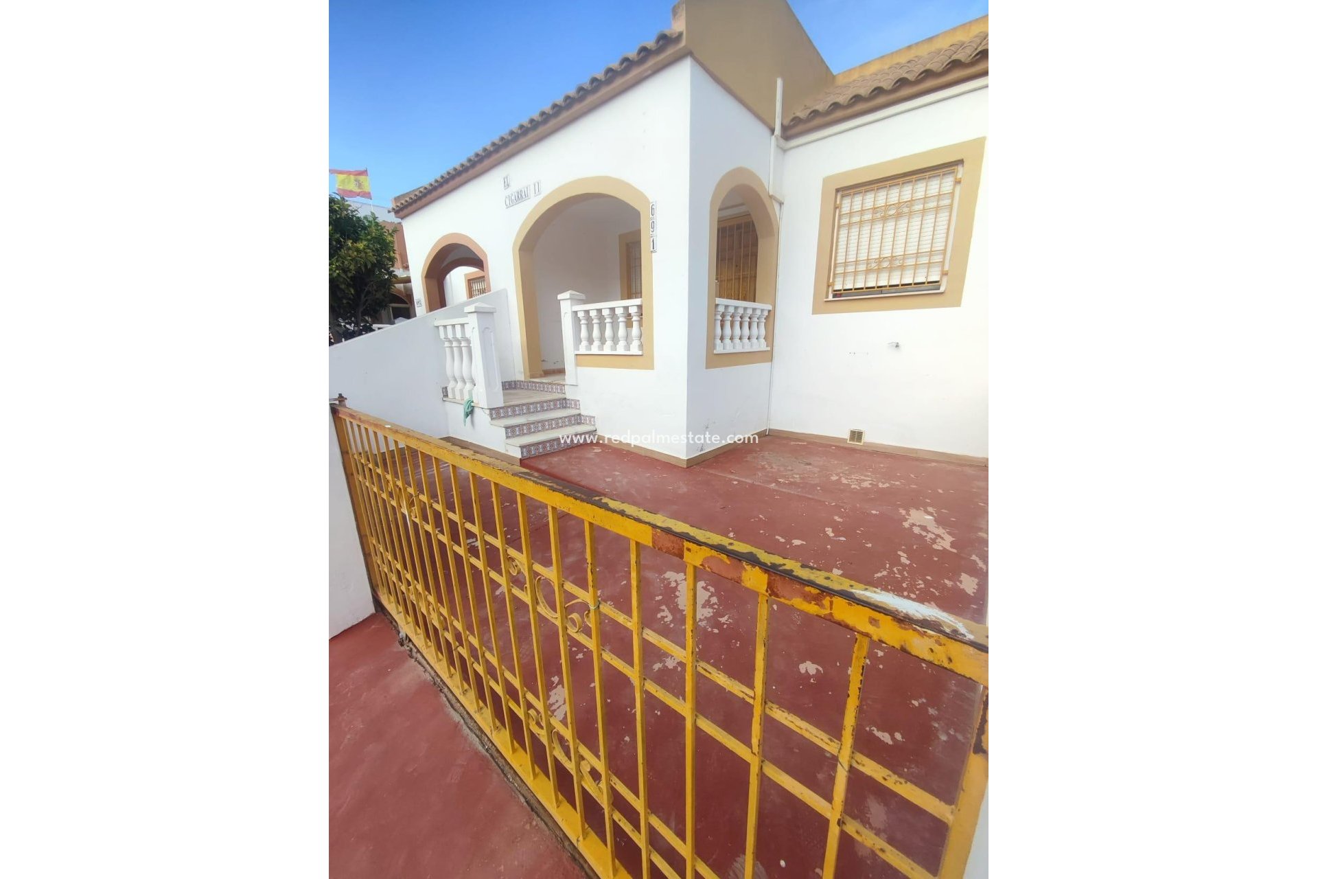 Herverkoop - Bungalow -
Torrevieja - La Siesta - El Salado -  Torreta