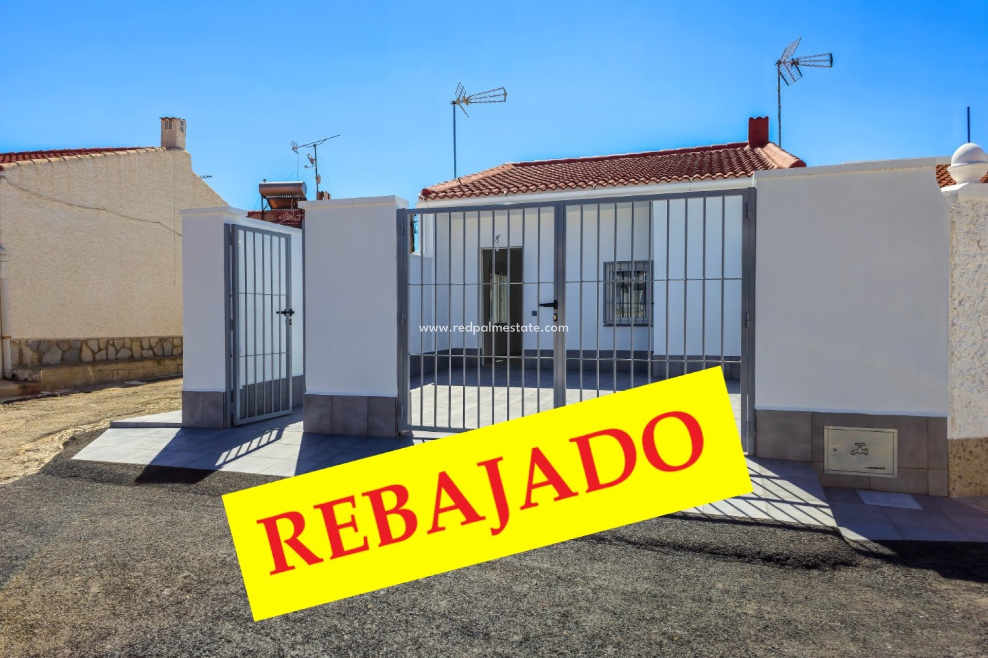 Herverkoop - Bungalow -
Torrevieja - La Siesta - El Salado -  Torreta