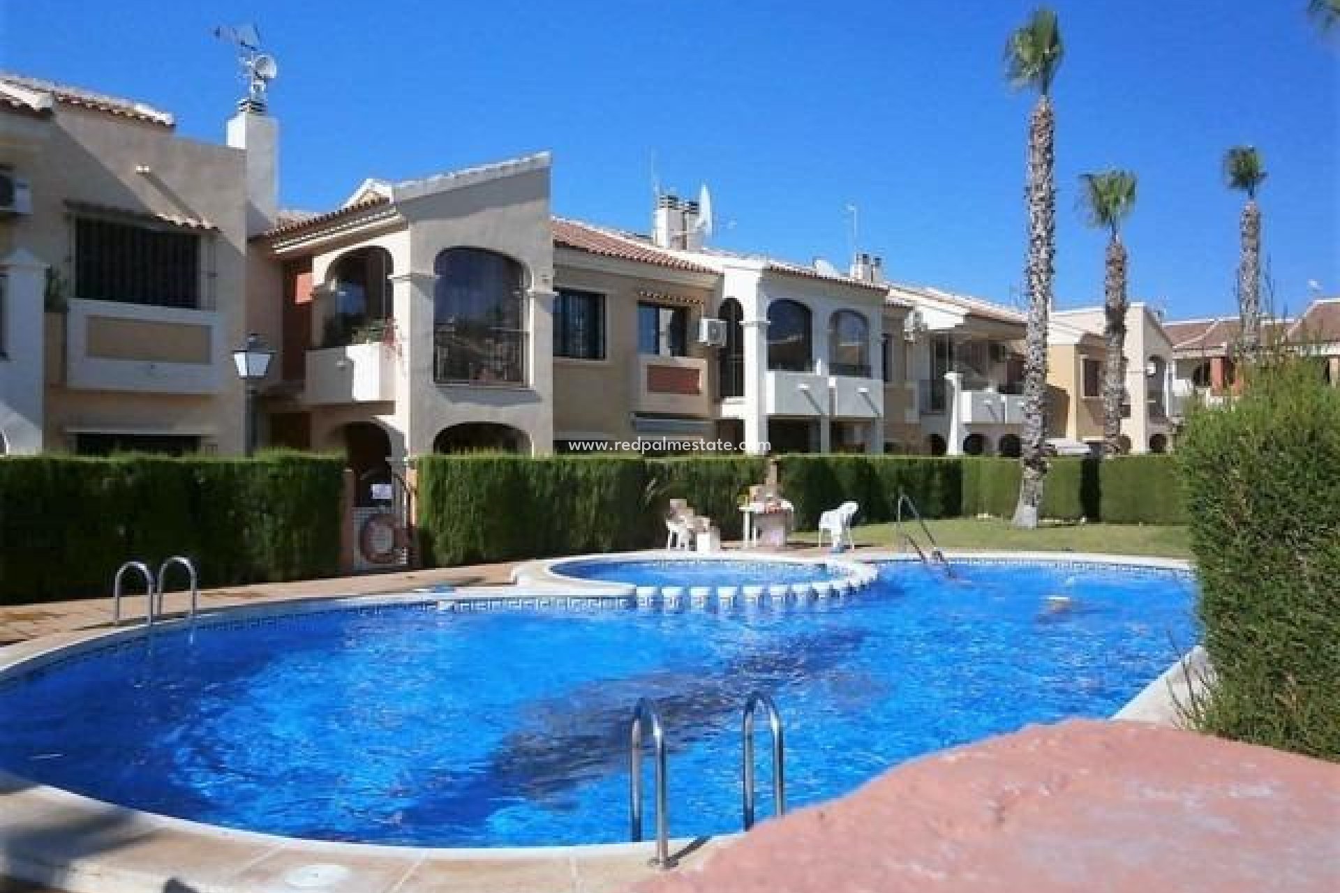 Herverkoop - Bungalow -
Torrevieja - La Siesta - El Salado -  Torreta