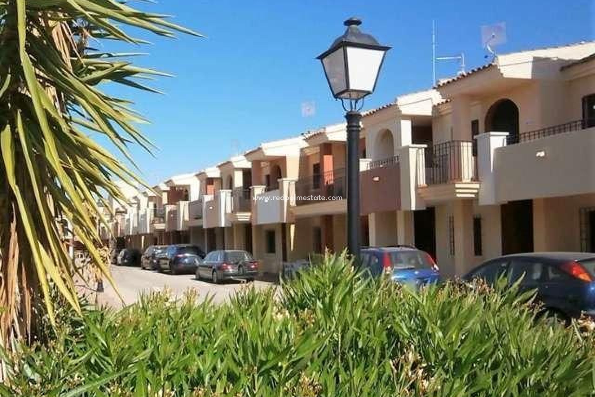 Herverkoop - Bungalow -
Torrevieja - La Siesta - El Salado -  Torreta