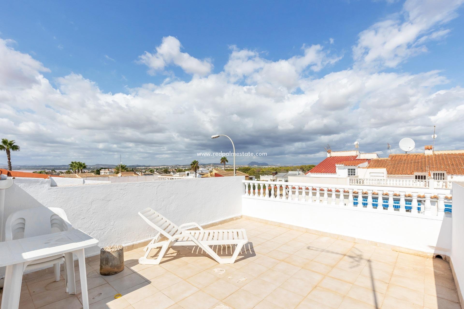 Herverkoop - Bungalow -
Torrevieja - La Siesta - El Salado -  Torreta