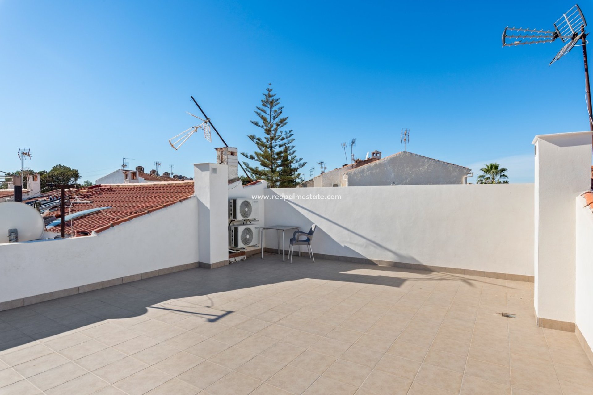 Herverkoop - Bungalow -
Torrevieja - La Siesta - El Salado -  Torreta