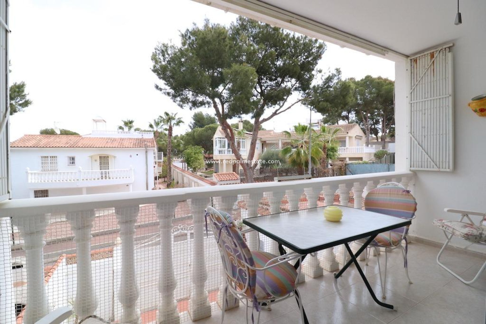 Herverkoop - Bungalow -
Torrevieja - Lago jardin