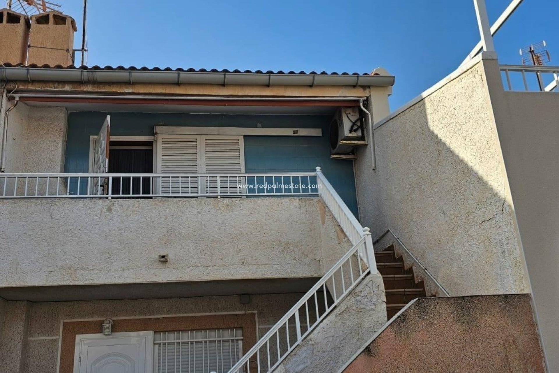 Herverkoop - Bungalow -
Torrevieja - Playa de los Naufragos