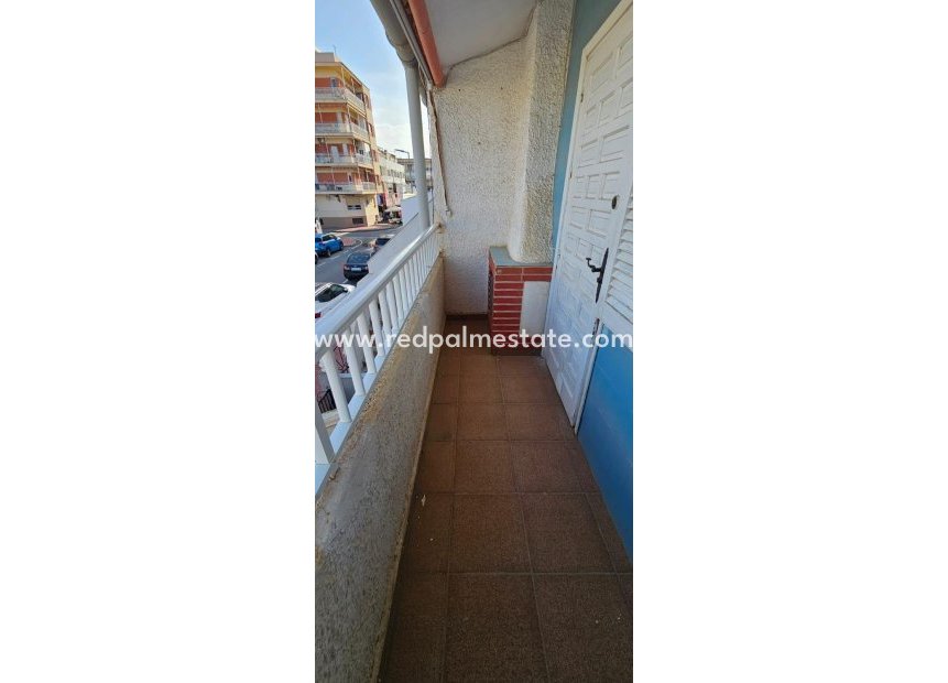 Herverkoop - Bungalow -
Torrevieja - Playa de los Naufragos