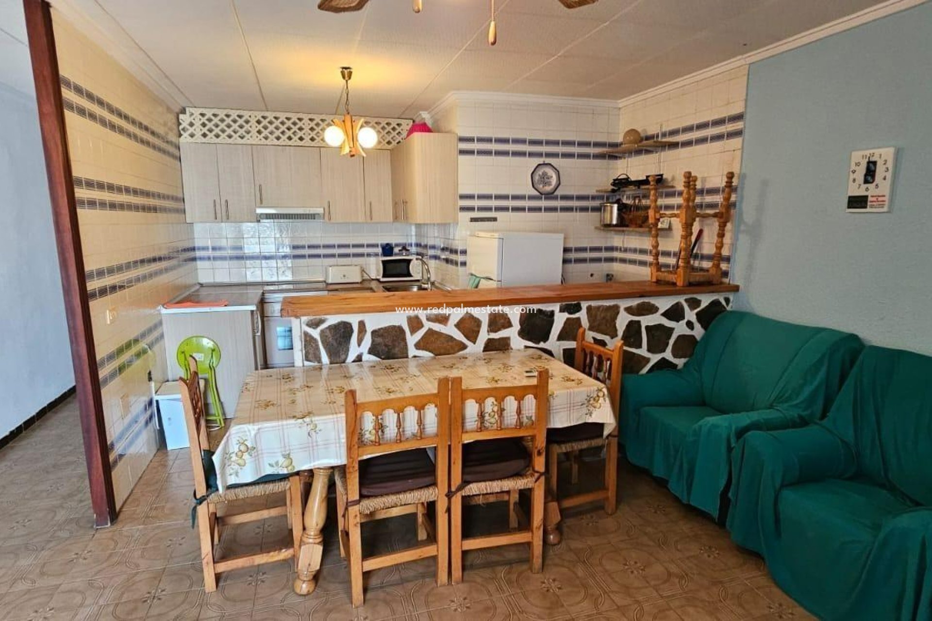 Herverkoop - Bungalow -
Torrevieja - Playa de los Naufragos