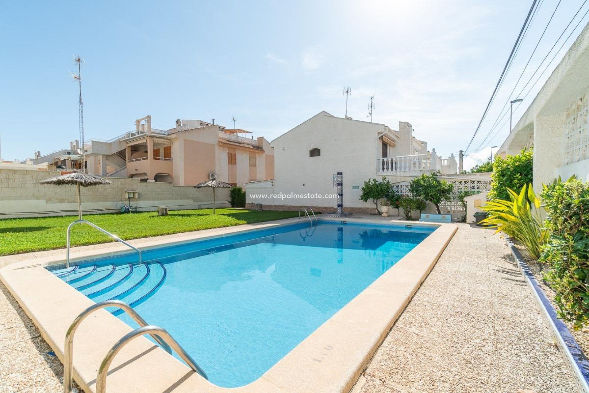 Herverkoop - Bungalow -
Torrevieja - Rosaleda-los frutales