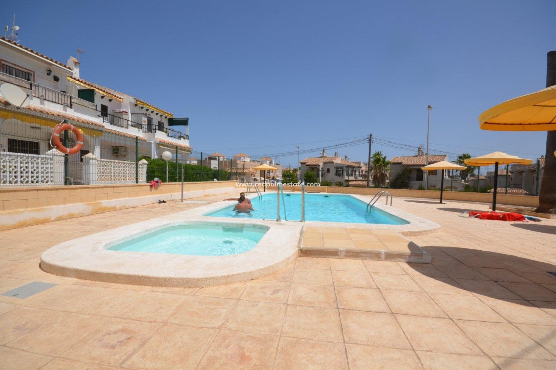 Herverkoop - Bungalow -
Torrevieja - Torreblanca