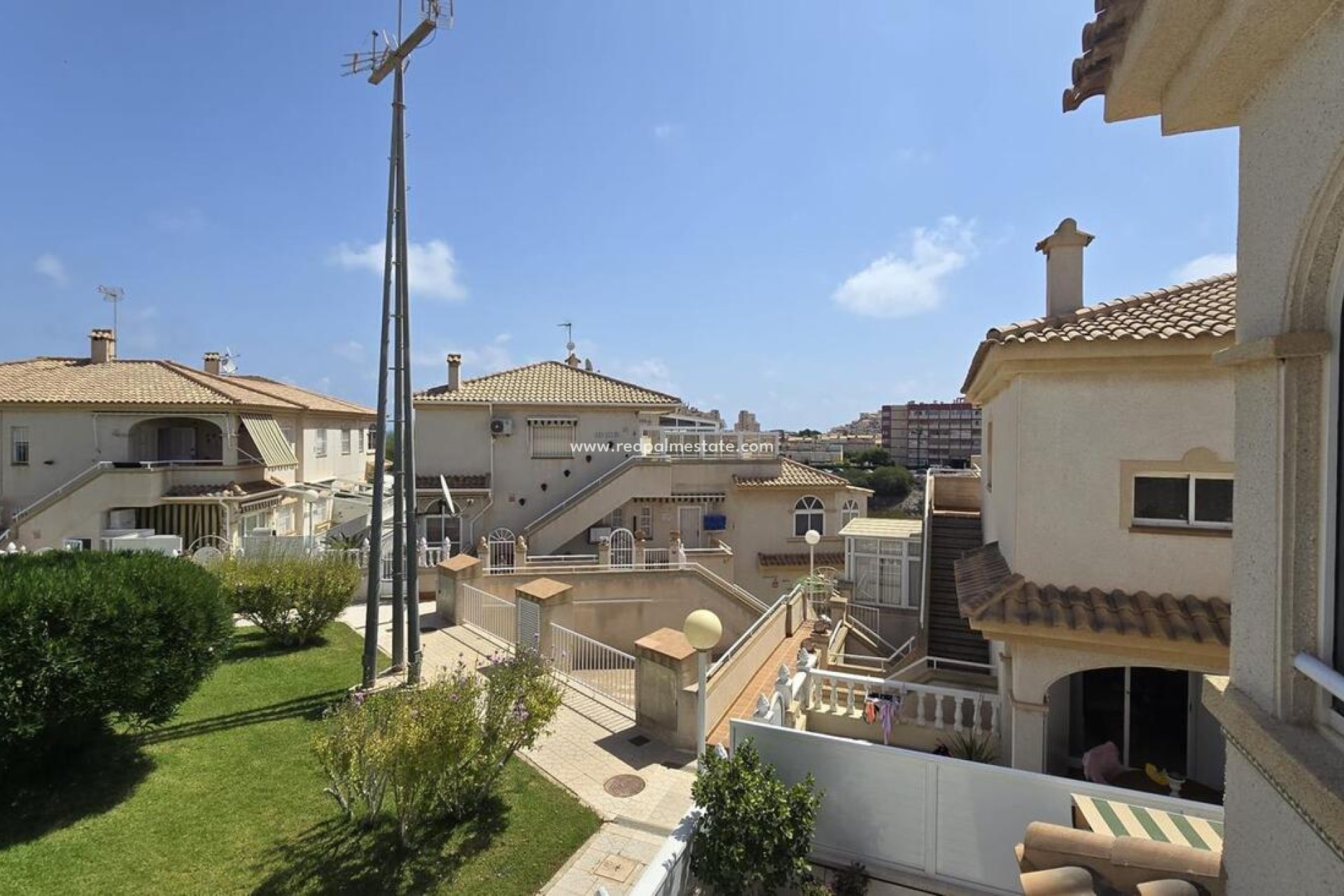 Herverkoop - Bungalow -
Torrevieja - Torreblanca