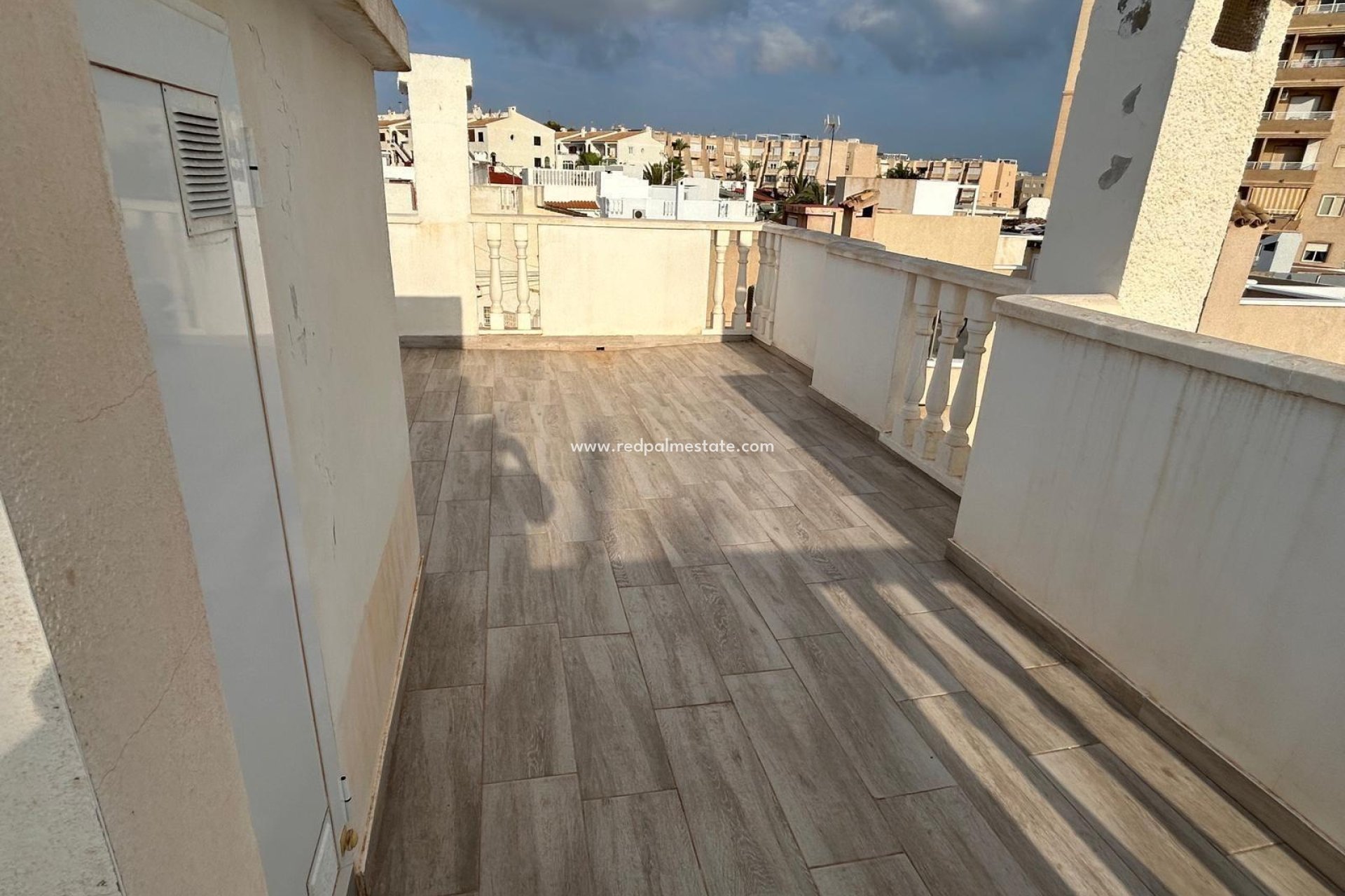 Herverkoop - Bungalow -
Torrevieja - Torreblanca