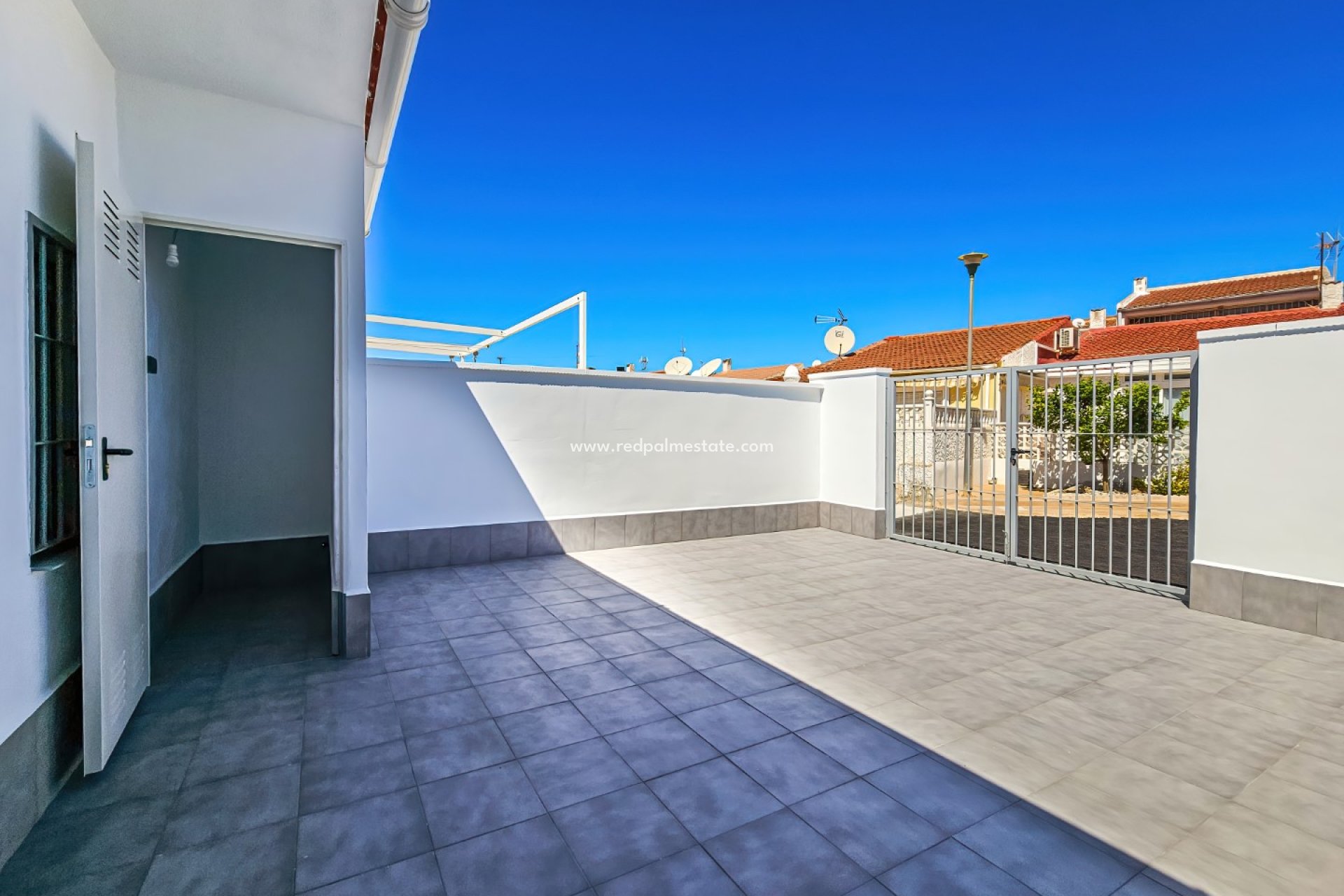 Herverkoop - Bungalow -
Torrevieja - Torreta