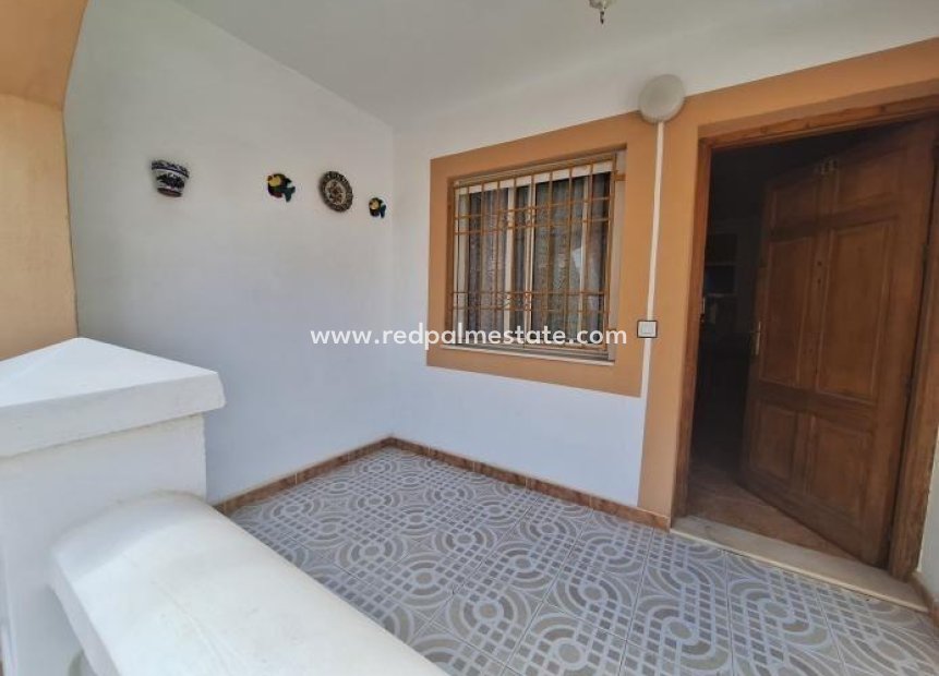 Herverkoop - Bungalow -
Torrevieja - Torretas