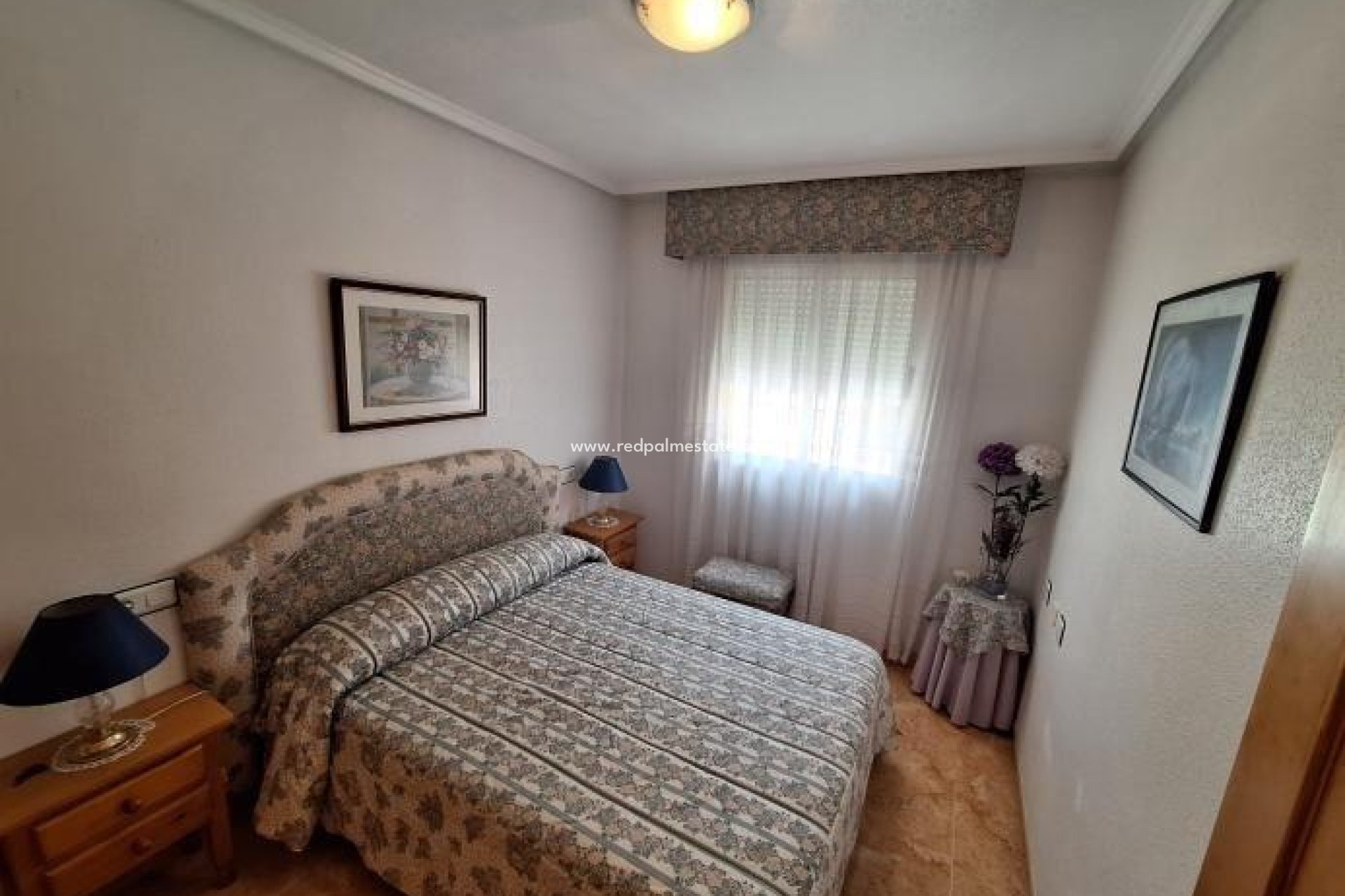 Herverkoop - Bungalow -
Torrevieja - Torretas