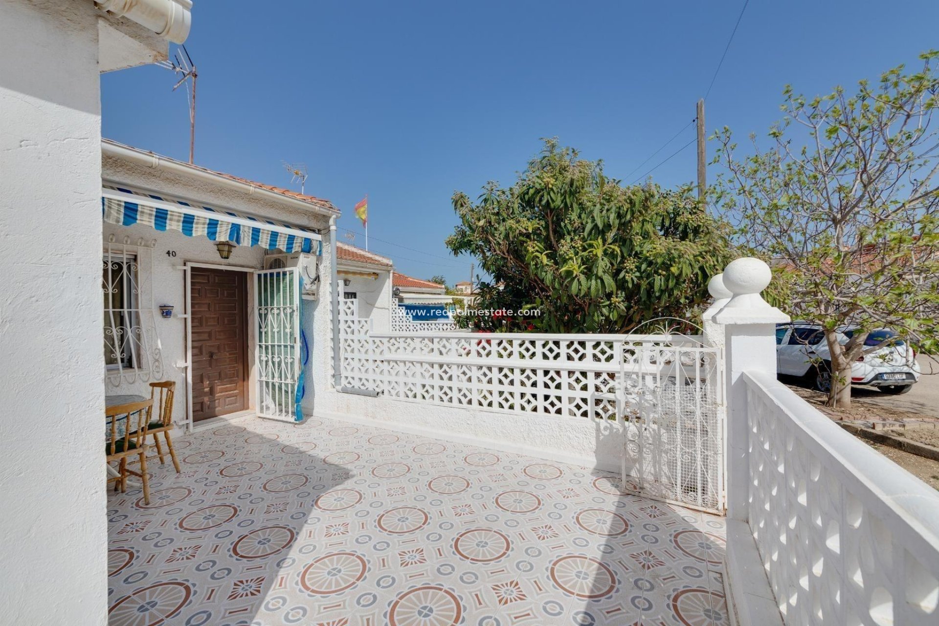 Herverkoop - Bungalow -
Torrevieja - Torretas