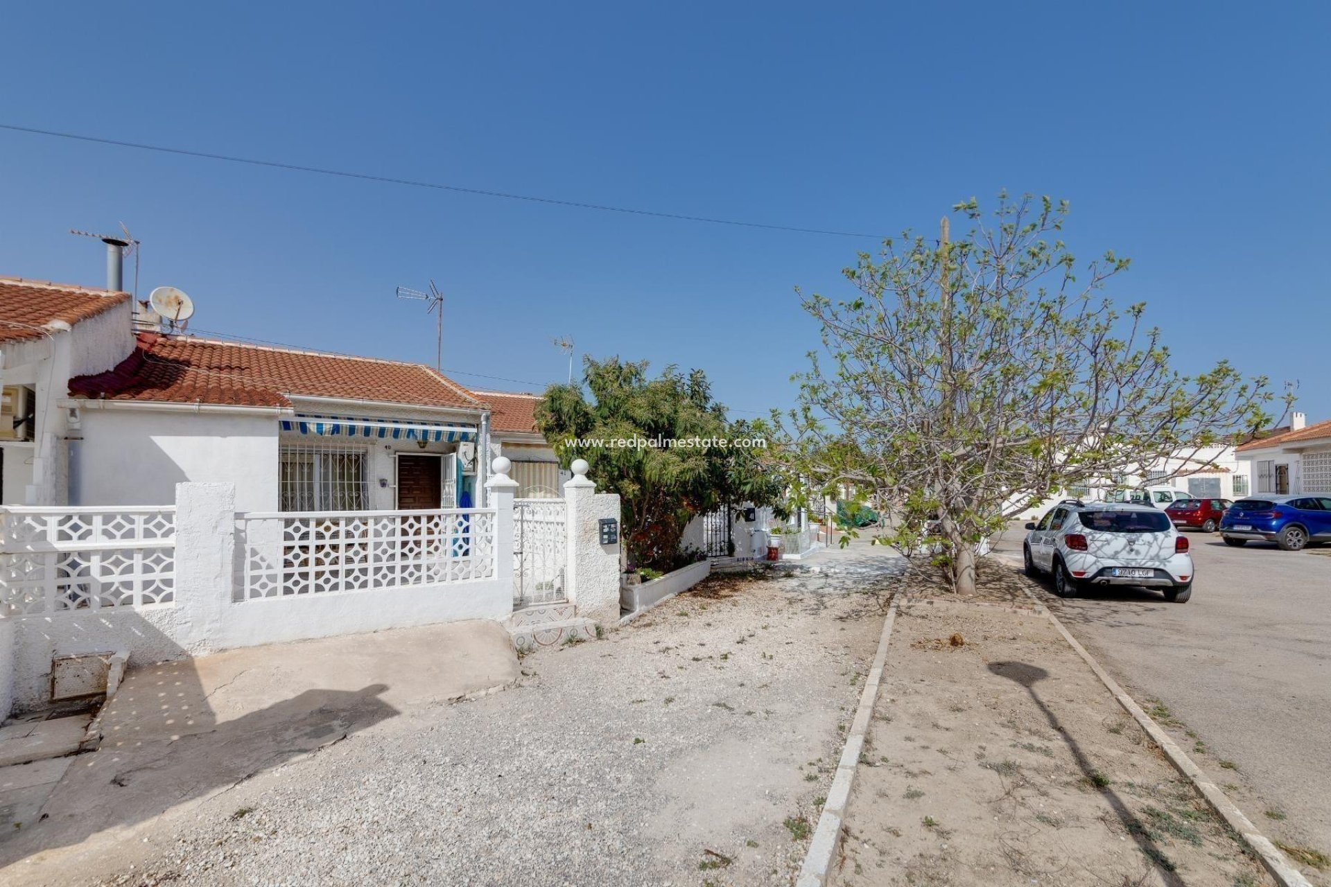 Herverkoop - Bungalow -
Torrevieja - Torretas