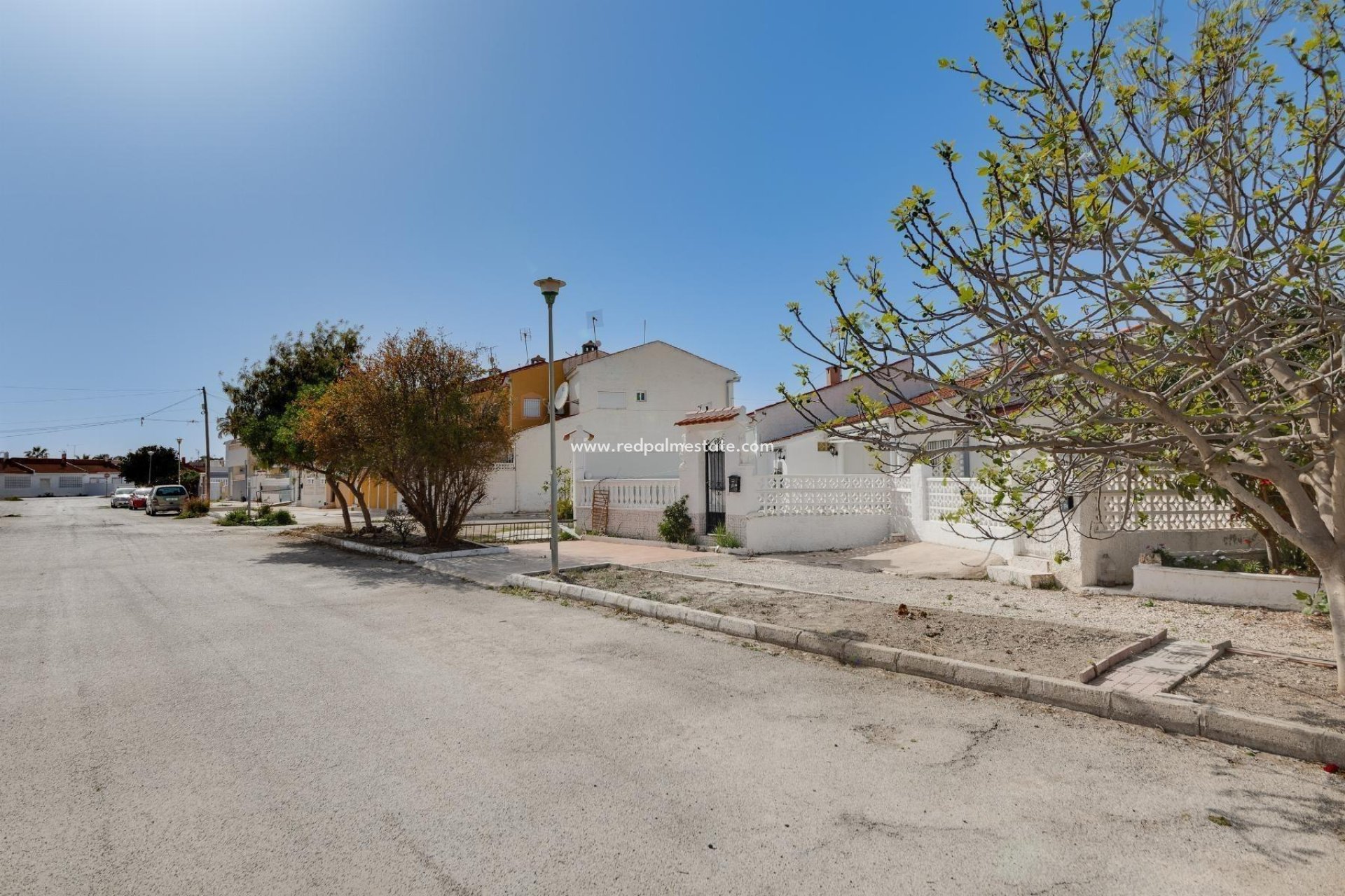 Herverkoop - Bungalow -
Torrevieja - Torretas