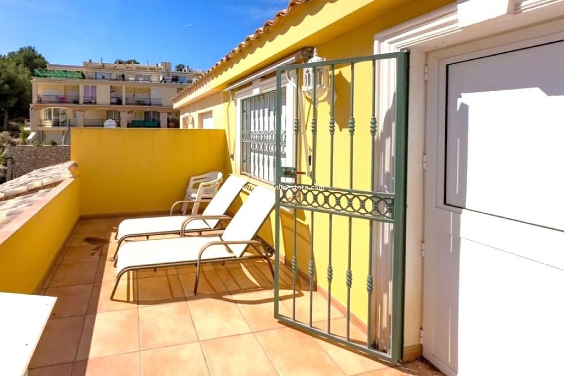 Herverkoop - duplex -
Calpe - Manzanera