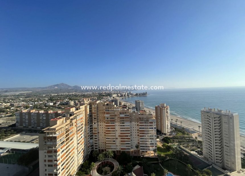 Herverkoop - duplex -
El Campello - Costa Blanca