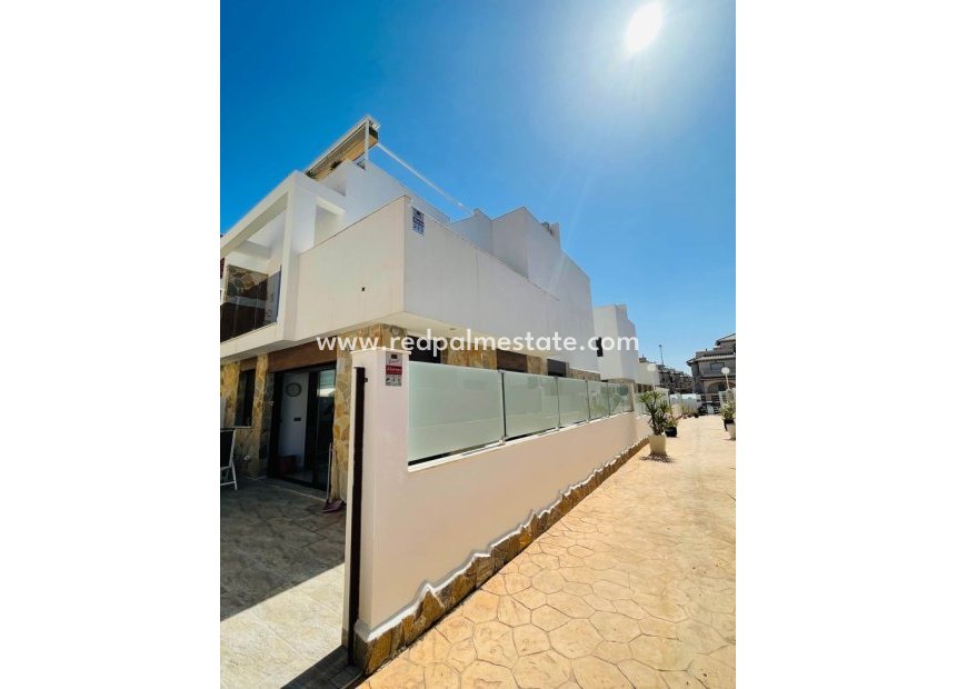 Herverkoop - duplex -
Orihuela Costa - Costa Blanca